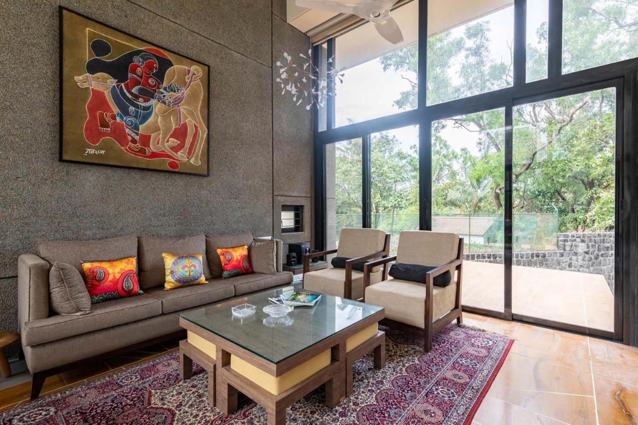 Villa Foresta By Stayvista With Modern Decor, Swimming Pool & Expansive Lawn For A Perfect Escape Lonavla Exterior foto