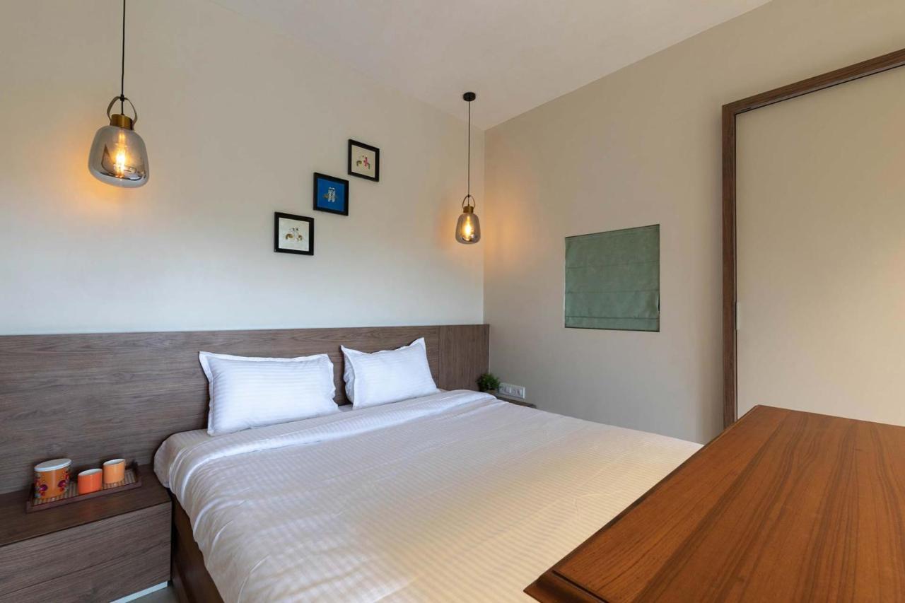 Villa Foresta By Stayvista With Modern Decor, Swimming Pool & Expansive Lawn For A Perfect Escape Lonavla Exterior foto