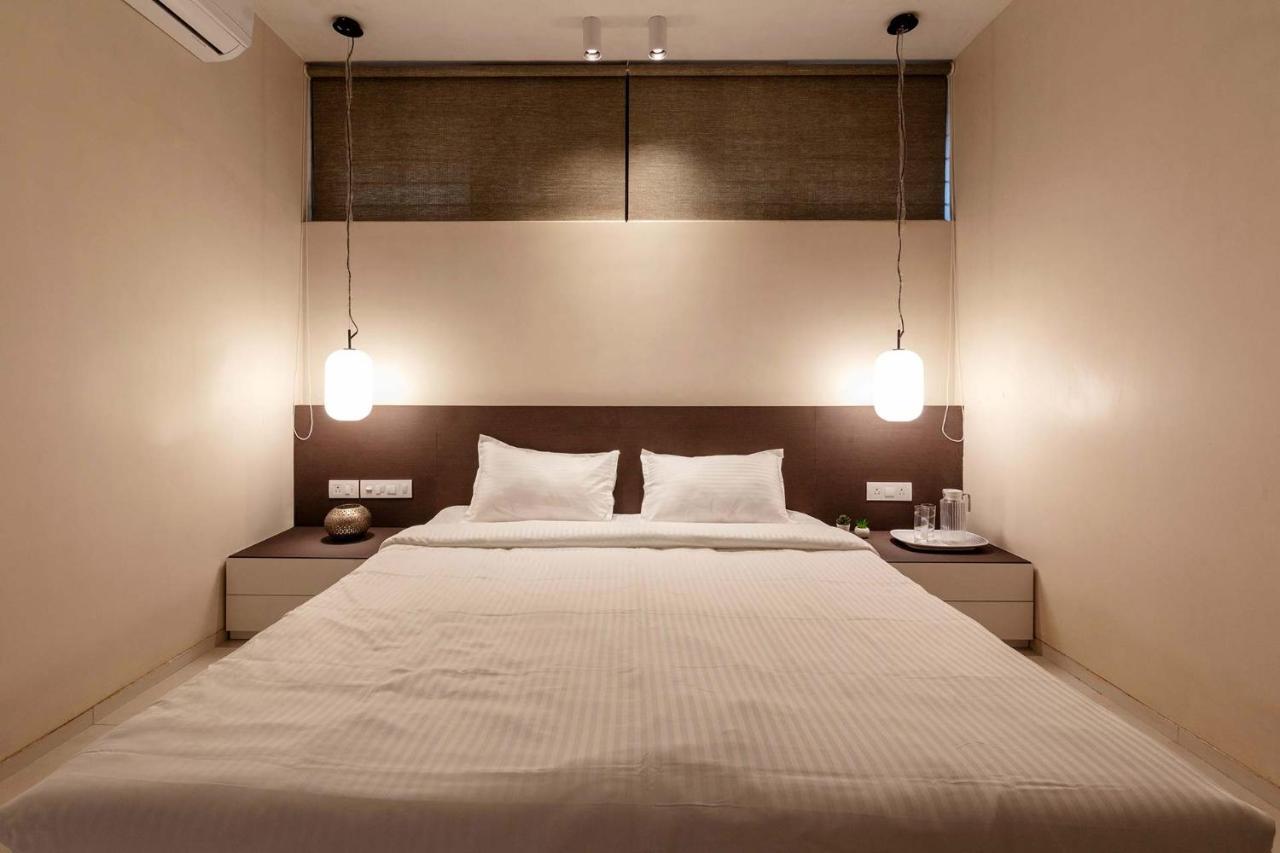 Villa Foresta By Stayvista With Modern Decor, Swimming Pool & Expansive Lawn For A Perfect Escape Lonavla Exterior foto