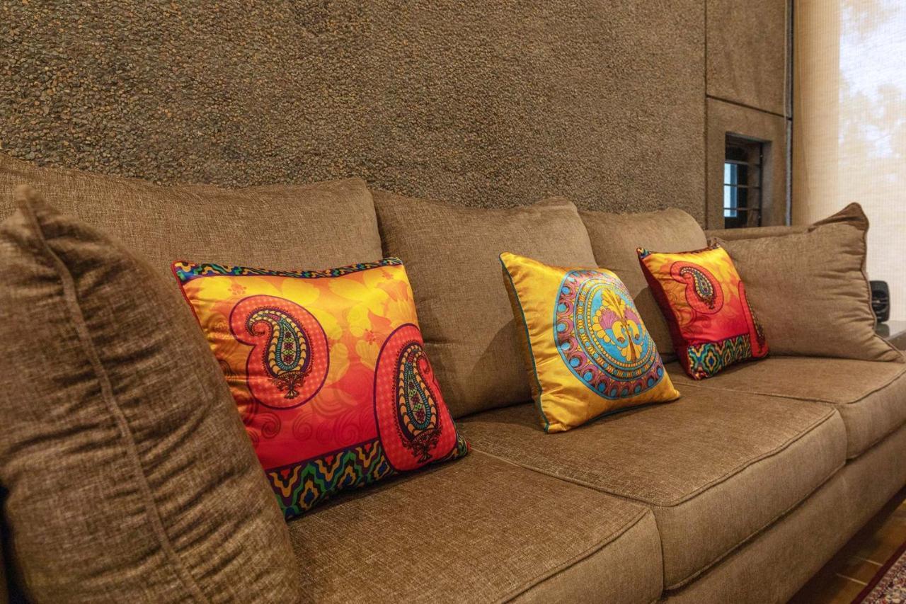 Villa Foresta By Stayvista With Modern Decor, Swimming Pool & Expansive Lawn For A Perfect Escape Lonavla Exterior foto